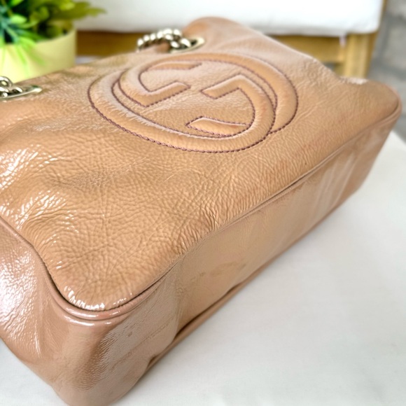 Gucci SoHo Small Tan Patent Leather Top Zip Chain Strap Tassel Shoulder Bag - Picture 11 of 17